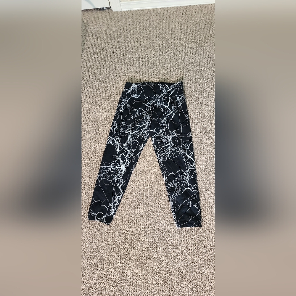 Calvin Klein Black and White Patterned Leggings